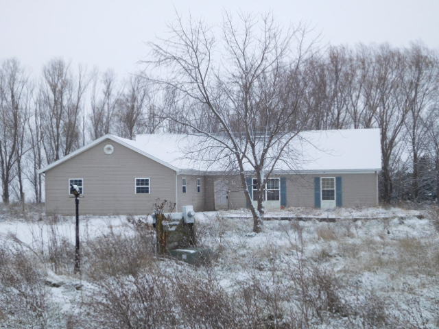 1197 E 900 North Rd, Bement, IL 61813 photo 1