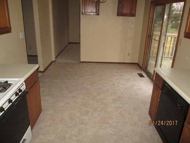 6380 Smoke Tree Cir, Roscoe, IL 61073 photo 10