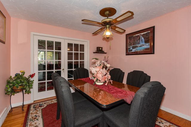 224 S Beverly St, Wheaton, IL 60187 photo 5