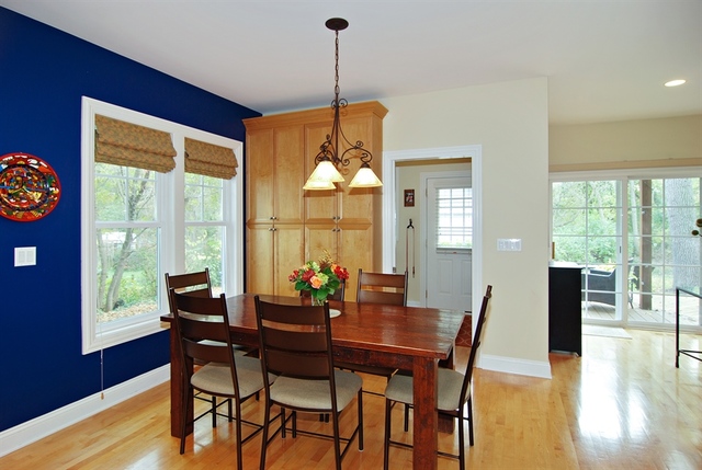 178 E South St, Elmhurst, IL 60126 photo 8