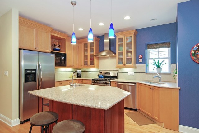 178 E South St, Elmhurst, IL 60126 photo 7