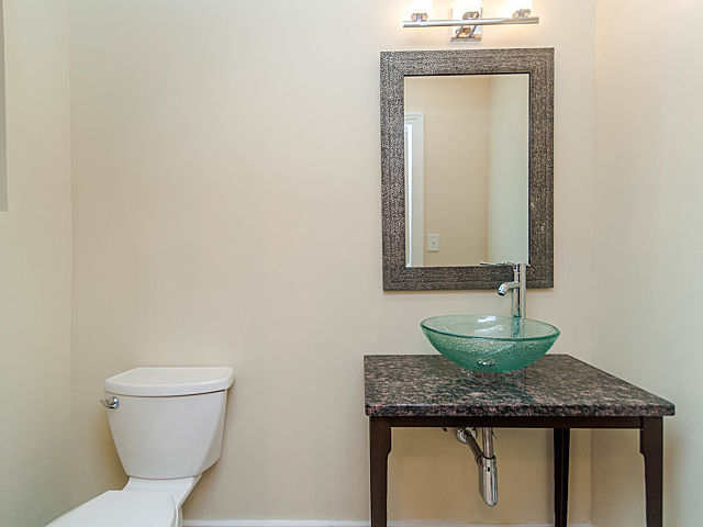 156 E 122nd St, Chicago, IL 60628 photo 8