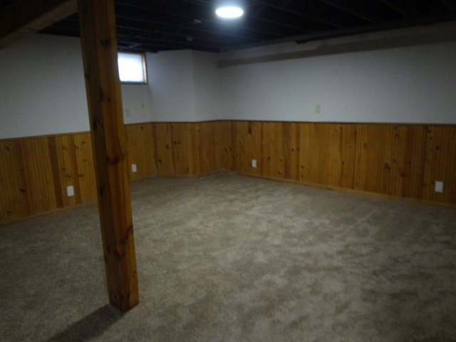 433 Illinois Ave, Elgin, IL 60120 photo 9