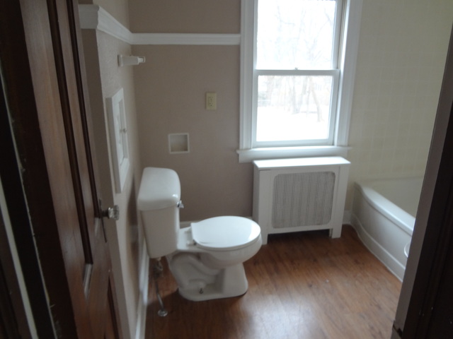 433 Illinois Ave, Elgin, IL 60120 photo 5