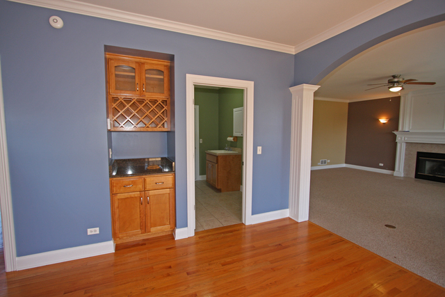 12841 Barrow Ln, Plainfield, IL 60585 photo 8