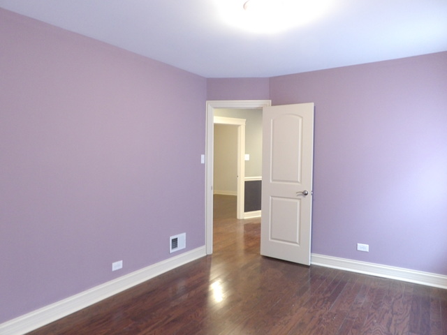 11419 S Emerald Ave, Chicago, IL 60628 photo 15