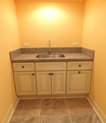 11419 S Emerald Ave, Chicago, IL 60628 photo 23