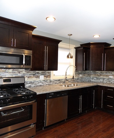 11419 S Emerald Ave, Chicago, IL 60628 photo 8
