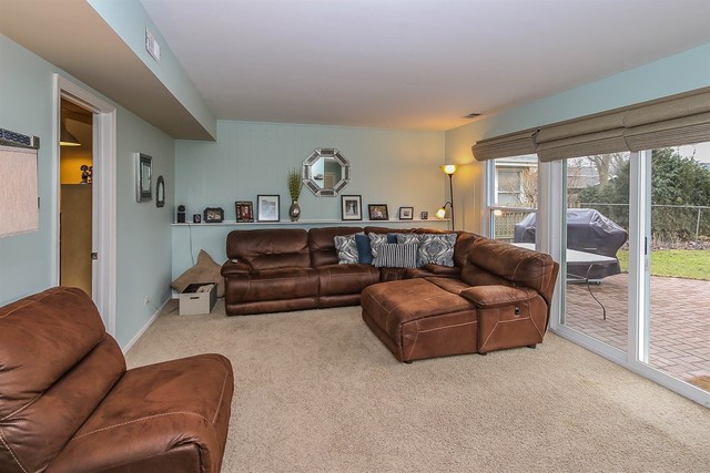 1410 Meyer Rd, Hoffman Estates, IL 60169 photo 15