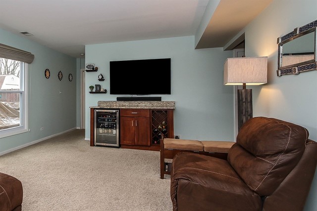 1410 Meyer Rd, Hoffman Estates, IL 60169 photo 16