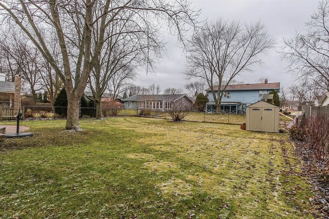 1410 Meyer Rd, Hoffman Estates, IL 60169 photo 21