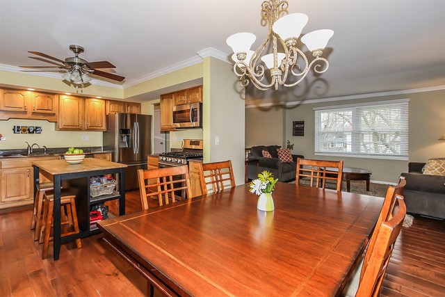 1410 Meyer Rd, Hoffman Estates, IL 60169 photo 7