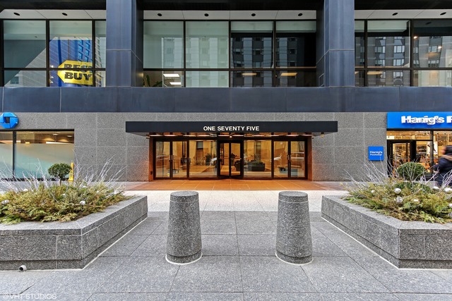 175 E Delaware Pl #7708, Chicago, IL 60611 photo 20