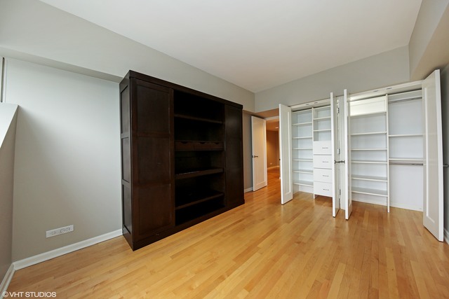 175 E Delaware Pl #7708, Chicago, IL 60611 photo 15