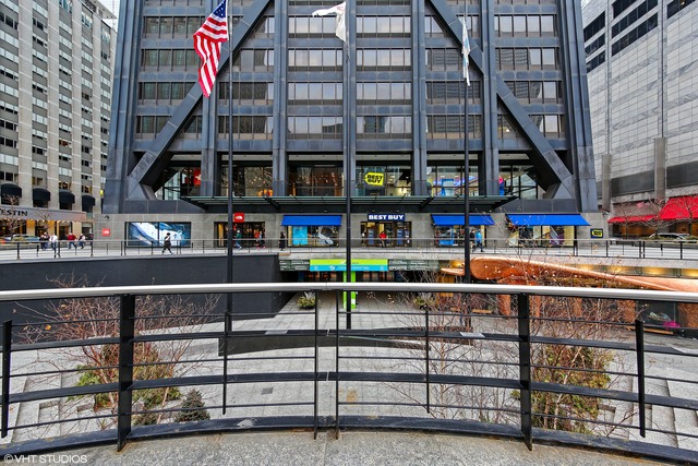 175 E Delaware Pl #7708, Chicago, IL 60611 photo 23