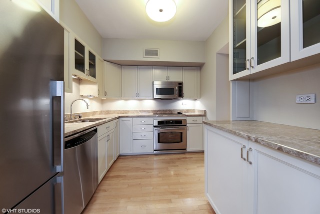 175 E Delaware Pl #7708, Chicago, IL 60611 photo 4