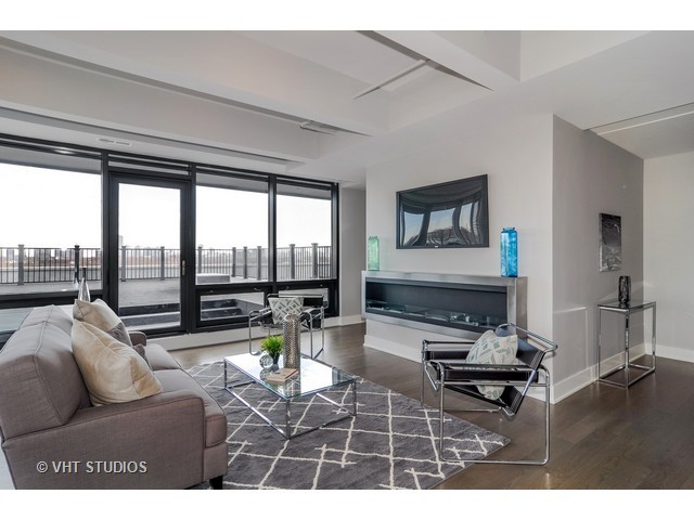  1800 W Grace St #603, Chicago, IL 60613 photo 6