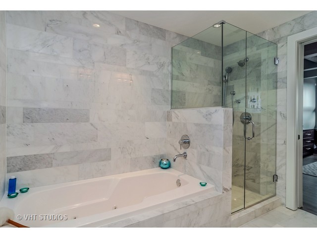  1800 W Grace St #603, Chicago, IL 60613 photo 13