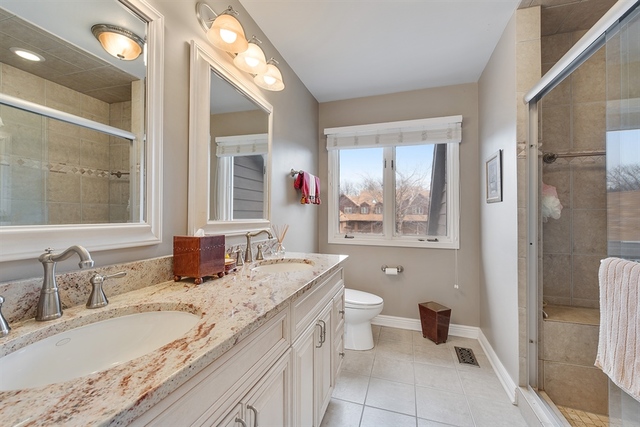 606 Picardy Cir, Northbrook, IL 60062 photo 11