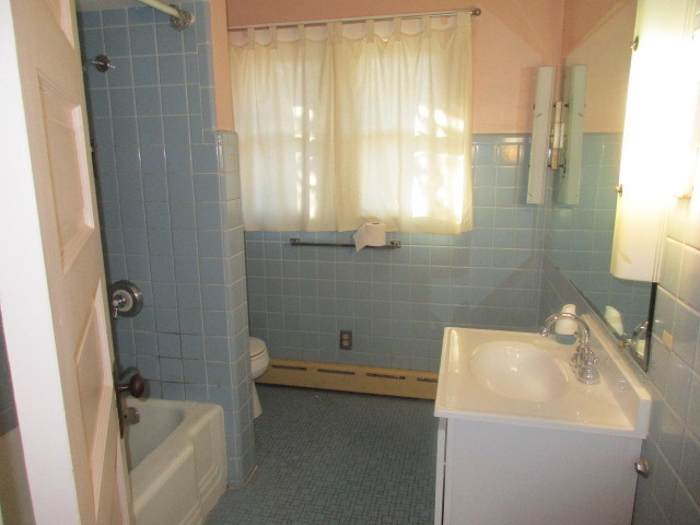 801 Brook St, Elgin, IL 60120 photo 15