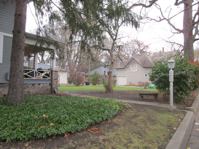 801 Brook St, Elgin, IL 60120 photo 16