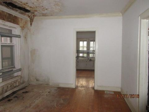 145 E 118th St, Chicago, IL 60628 photo 6