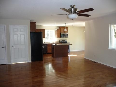 1415 Rose Dr, Champaign, IL 61821 photo 5