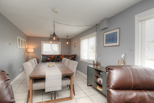 95 Westview St, Hoffman Estates, IL 60169 photo 11