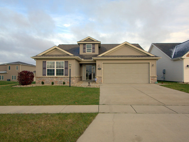 3114 Sharp Dr, Champaign, IL 61822 photo 1