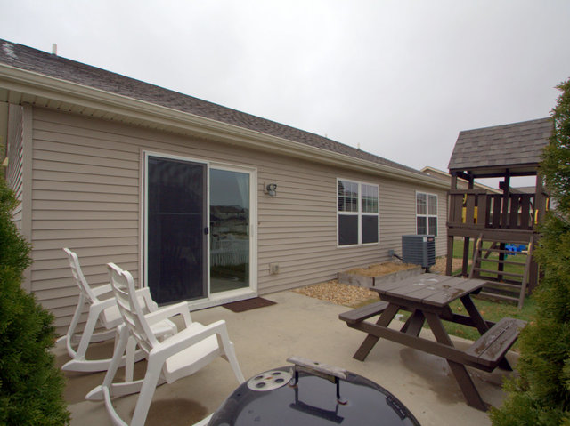 3114 Sharp Dr, Champaign, IL 61822 photo 9