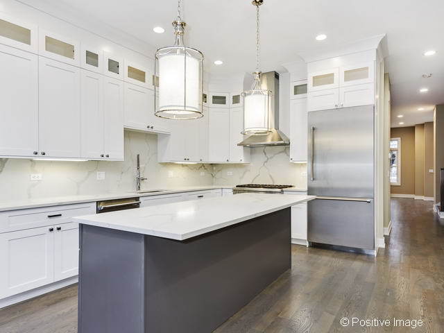 2425 N Artesian Ave, Chicago, IL 60647 photo 3