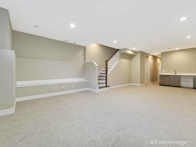2425 N Artesian Ave, Chicago, IL 60647 photo 21