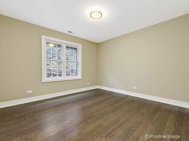 2425 N Artesian Ave, Chicago, IL 60647 photo 19