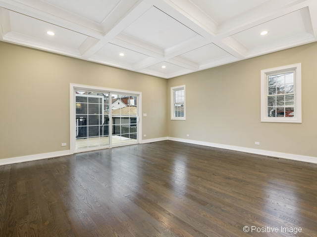 2425 N Artesian Ave, Chicago, IL 60647 photo 12