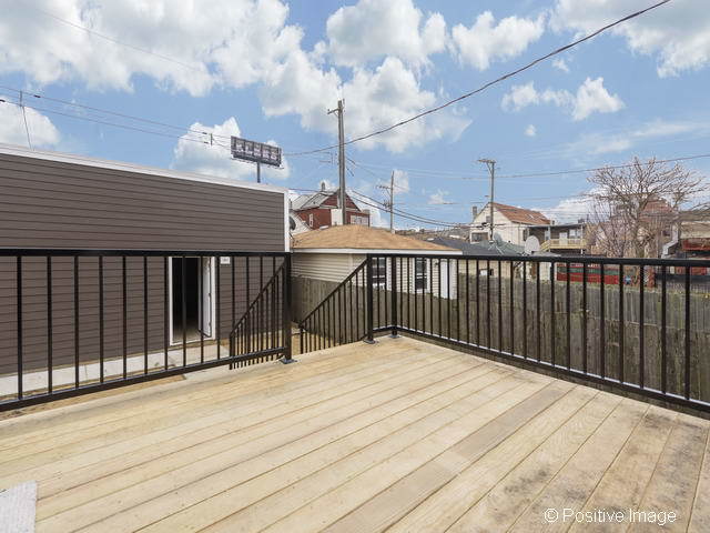 2425 N Artesian Ave, Chicago, IL 60647 photo 25