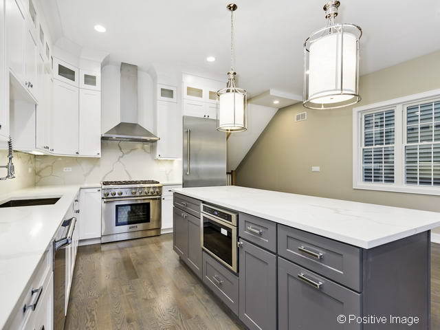 2425 N Artesian Ave, Chicago, IL 60647 photo 4
