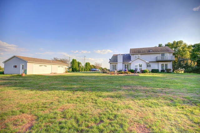 1134 Old Route 47, White Heath, IL 61884 photo 4
