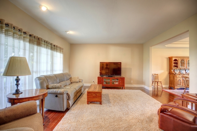 1134 Old Route 47, White Heath, IL 61884 photo 8