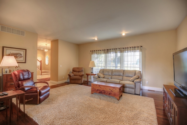 1134 Old Route 47, White Heath, IL 61884 photo 9