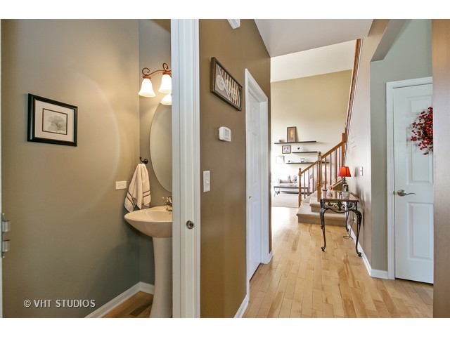 24536 Champion Dr, Plainfield, IL 60585 photo 8