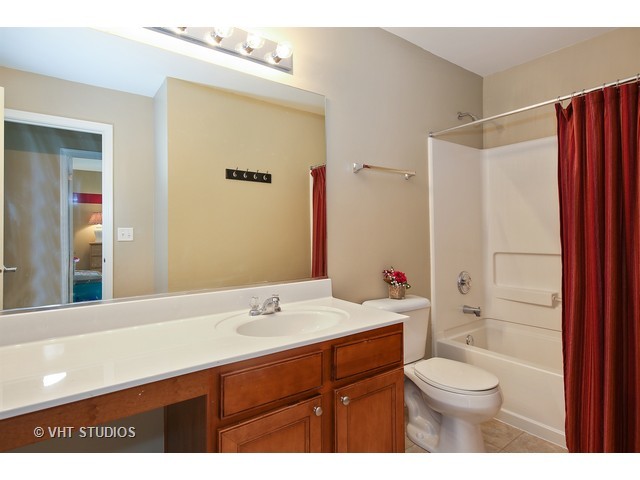 24536 Champion Dr, Plainfield, IL 60585 photo 18