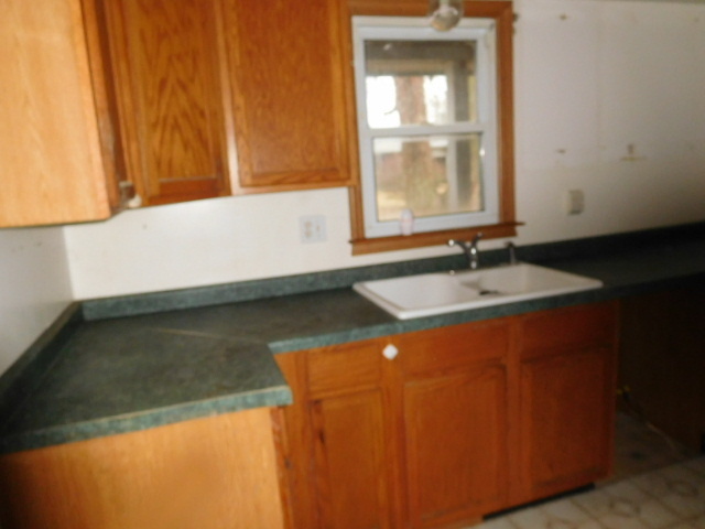 507 N John St, Fithian, IL 61844 photo 8