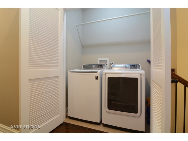 709 E Prospect Ave, Mount Prospect, IL 60056 photo 14