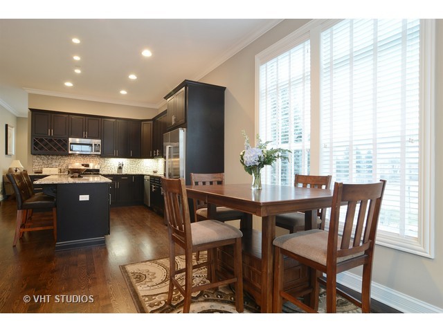 709 E Prospect Ave, Mount Prospect, IL 60056 photo 5