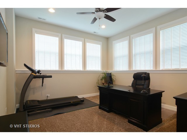 709 E Prospect Ave, Mount Prospect, IL 60056 photo 8