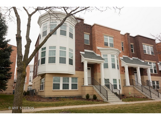 709 E Prospect Ave, Mount Prospect, IL 60056 photo 1