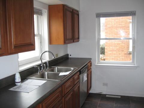 5105 St Charles Rd, Berkeley, IL 60163 photo 4