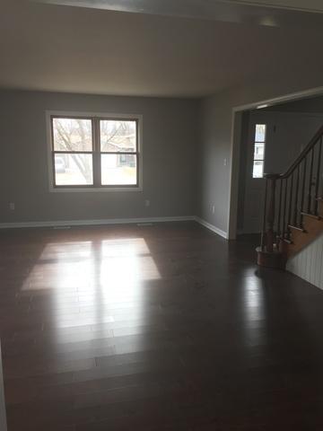820 Donna Ave, Aurora, IL 60505 photo 4