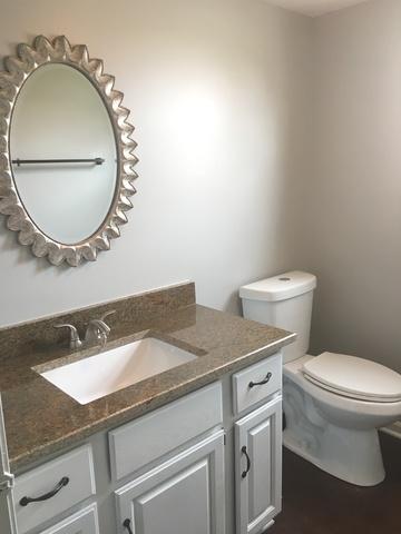 820 Donna Ave, Aurora, IL 60505 photo 6