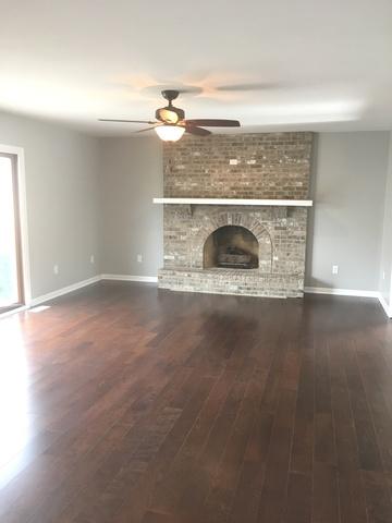 820 Donna Ave, Aurora, IL 60505 photo 5